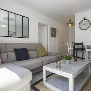 https://superb-apartment-with-a-beautiful-balcony-anglet-welkeys.biarritzhotels.info
